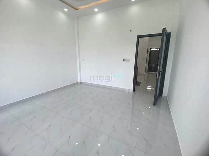 Hình ảnh Bán nhà giá rẻ - xe hơi đường Đinh Đức Thiện – 4PN, gần KCN CẦU TRÀM
