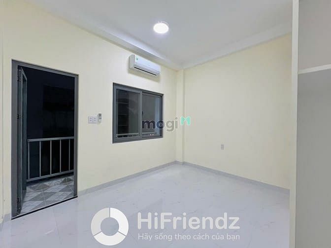 Hình ảnh CHDV 1 Phòng Ngủ 1 Phòng Khách Ban Công Riêng Đối Diện Etown Cộng Hoà