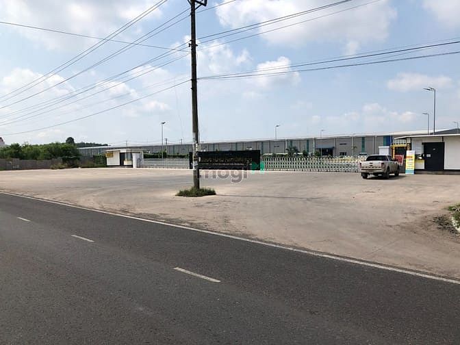 Hình ảnh Bán nhanh 1200m2 đất đang làm nhựa lớn thông vào chợ., giá 220tr