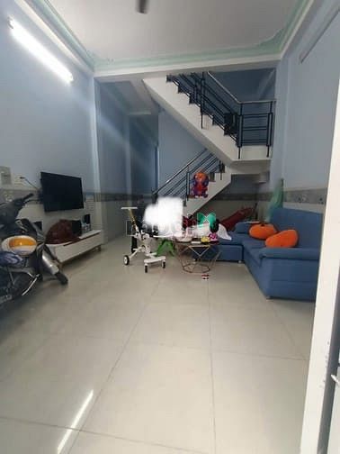 Hình ảnh 4,9 tỷ nhà 2 tầng hẻm xe hơi HBP Thủ đức