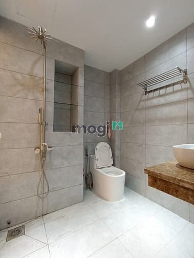 Hình ảnh Căn Hộ Studio Siêu Rộng, Cửa Sổ Trời, Thang Máy Gần Phố Bùi Viện
