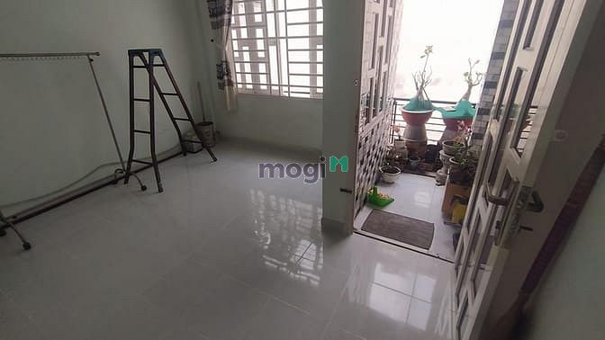 Hình ảnh Bán gấp nhà phan văn trị, bt, 4m x 16, 3 pn, 5.2 tỷ.