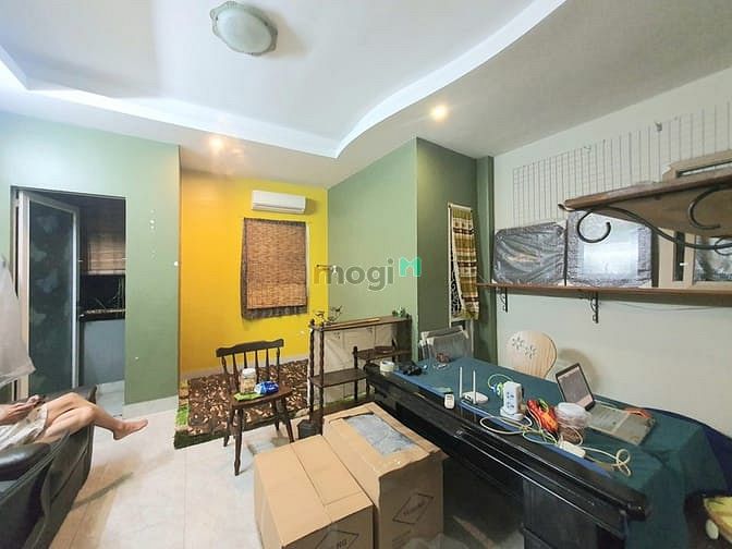 Hình ảnh Nhà phan đăng lưu, pn, 55m2, 4 tầng, 5.6 tỷ.