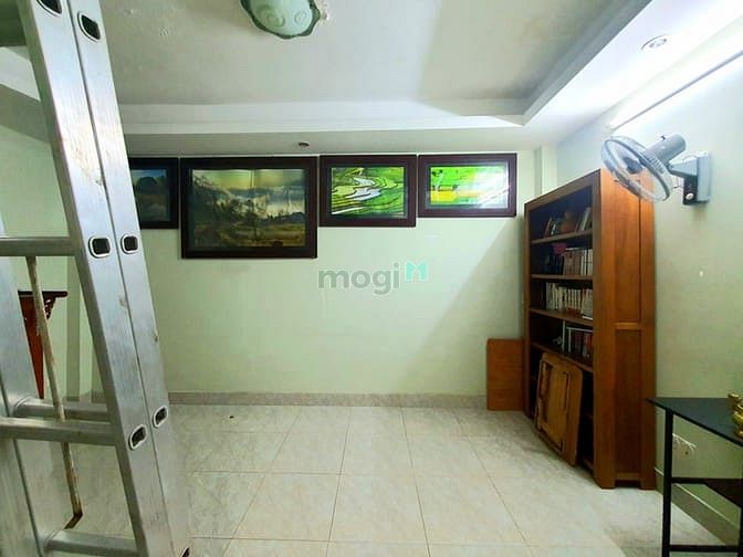 Hình ảnh Nhà phan đăng lưu, pn, 55m2, 4 tầng, 5.6 tỷ.