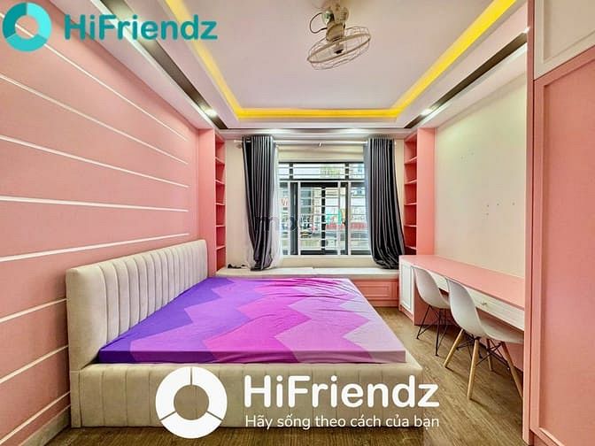 Hình ảnh CHDV Studio Cửa Sổ Decord Tone Hồng Full Nội Thất Trung Tâm Quận 10