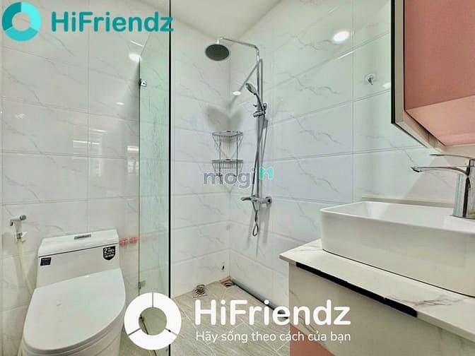 Hình ảnh CHDV Studio Cửa Sổ Decord Tone Hồng Full Nội Thất Trung Tâm Quận 10