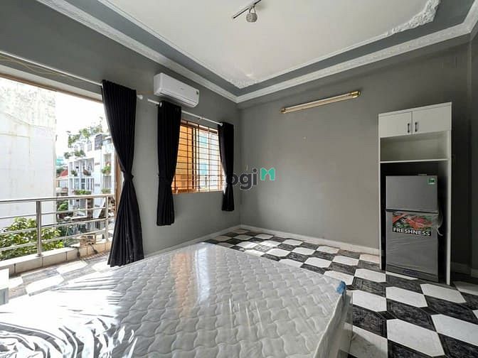 Hình ảnh Mb6623 nạp rút nhanh chóng cho thuê Full NT ban công, xa bếp kế Vạn Hạnh Mall, Huflit, UEH