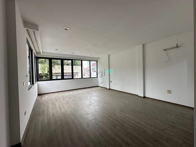 Hình ảnh Bán Nhà 7 tầng Mặt Phố Kim Mã - Quận Ba Đình - Dt 55m2 x 7 Tầng