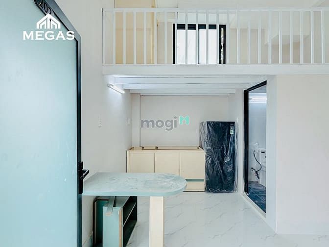 Hình ảnh Phòng duplex gác cao full nội thất dạng cửa sổ và ban công