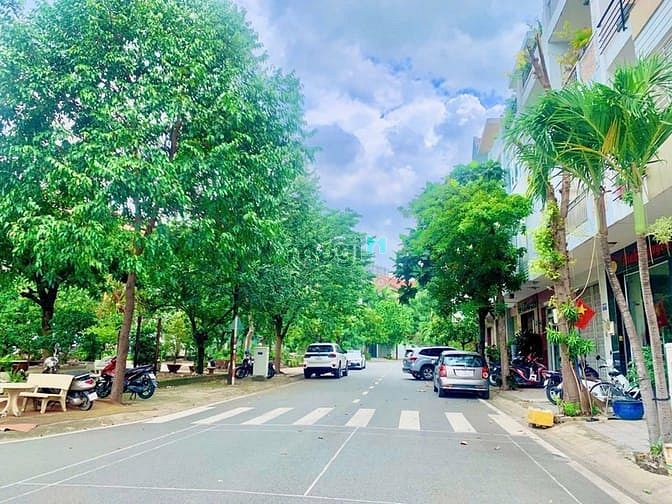 Hình ảnh Bán đất KDC himlam đường lương định của Q.2 giá 16 tỷ
