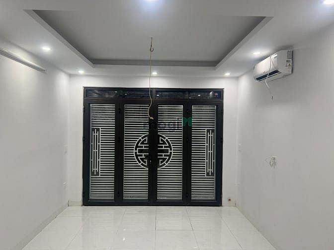 Hình ảnh Mới koong 5 tầng Vạn Phúc, ở ngay, 3 thoáng, lô góc