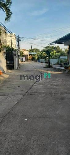 Hình ảnh Bán Lô Đất Hẻm 196 Hoàng Hữu Nam Phường Long Thạnh Mỹ Ngang 6,4m