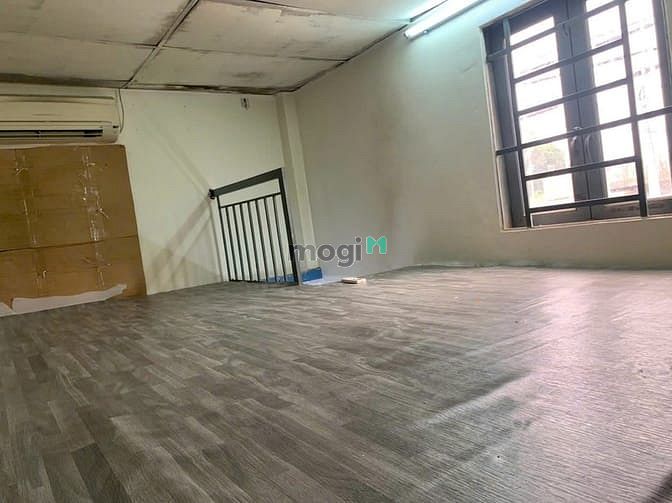 Hình ảnh Cho thuê phòng số 4 Văn Chung, giá 3tr6