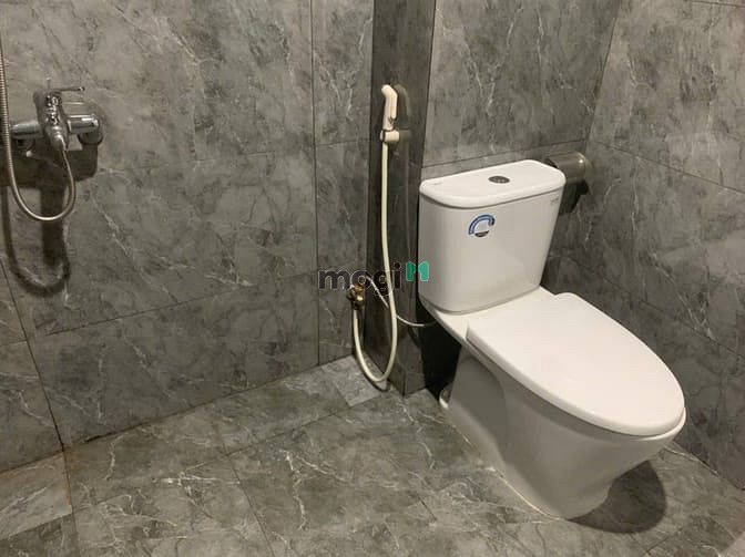 Hình ảnh cho thuê Trang Chủ MB66.COM / Đăng Ký Tặng 66K gia đình gần biển, cửa sổ nhìn ra biển.