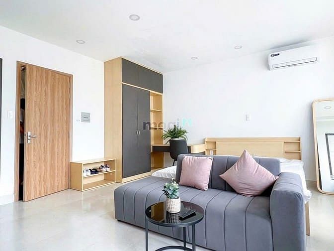 Hình ảnh Cho thuê lại căn studio ban công Full nội thất gần Parc Mall