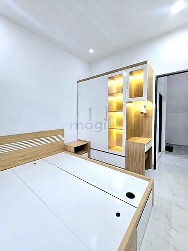 Hình ảnh ❌️❌️Nhà 2 lầu❌️❌️ hẻm xe hơi ❌️❌️gần chợ