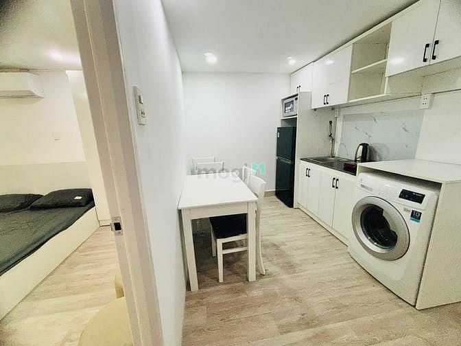 Hình ảnh Cho Thuê Căn Hộ 2PN 2WC Gần Bùi Viện , Chợ Bến Thành Quận 1