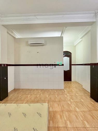 Hình ảnh Cho Thuê Căn Hộ Studio Full Nột Thất Rộng 30m2 Tại Đường Lạc Long Quân