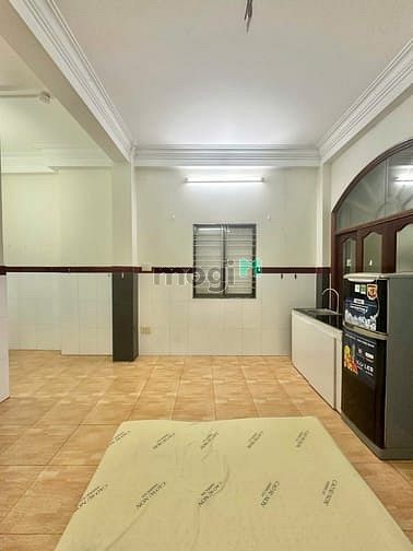 Hình ảnh Cho Thuê Căn Hộ Studio Full Nột Thất Rộng 30m2 Tại Đường Lạc Long Quân