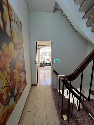Hình ảnh CHDV HXH CMT8 3.5x17m, 1trệt, 2lầu, ST. 5pn, 3wc