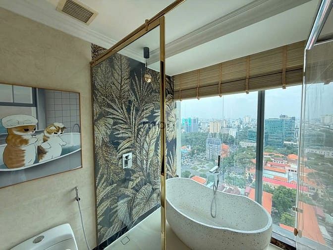 Hình ảnh Cần bán Trang Chủ MB66.COM / Đăng Ký Tặng 66K Vincom Center - Quận 1, 205m2, 4PN, góc 2 view cực đỉnh