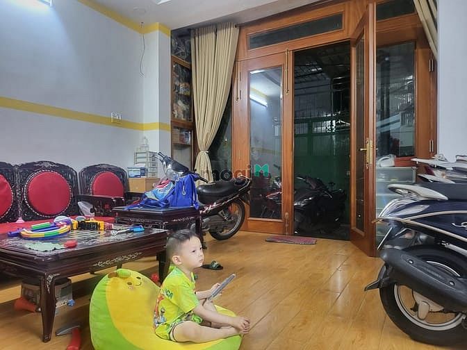 Hình ảnh Nhà nhình 8 tỷ, 6m x 16m, 4 phòng, hồng lạc, tân bình.