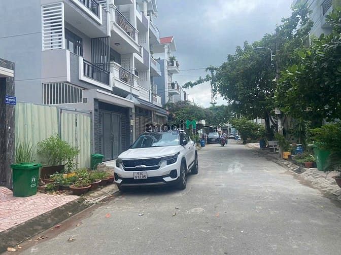 Hình ảnh Bán Lô Đất 68,5m2 Đường 671 Lê Văn Việt Ngay Ngã 3 Mỹ Thành