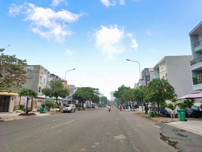 Hình ảnh Lô góc 2MT KDC Khang Điền Phước Long B quận 9 13tỷ/164m2.