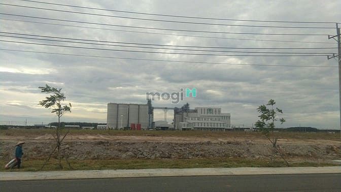 Hình ảnh Sang gấp 10x70= 700m2 đất có suối phía sau, đất Thành Phố. Giá 190tr