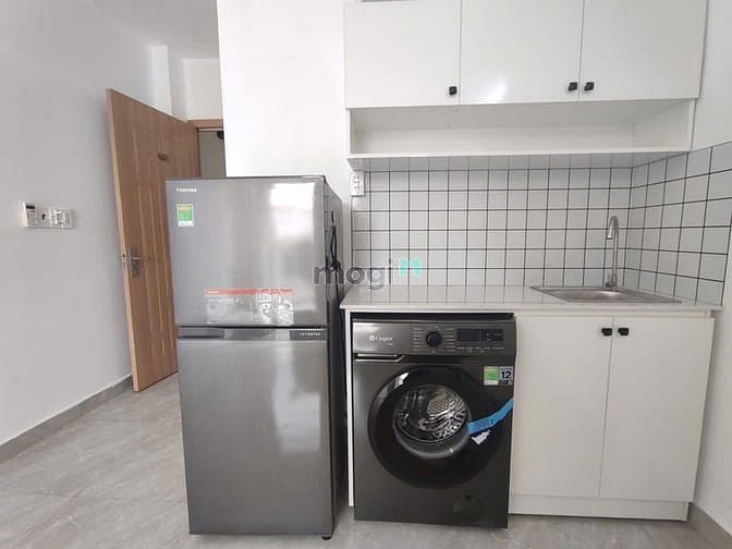 Hình ảnh CHDV Ban Công Riêng Nội Thất Trợ Giá Tốt Gần Nhà Thờ Chí Hoà Tân Bình