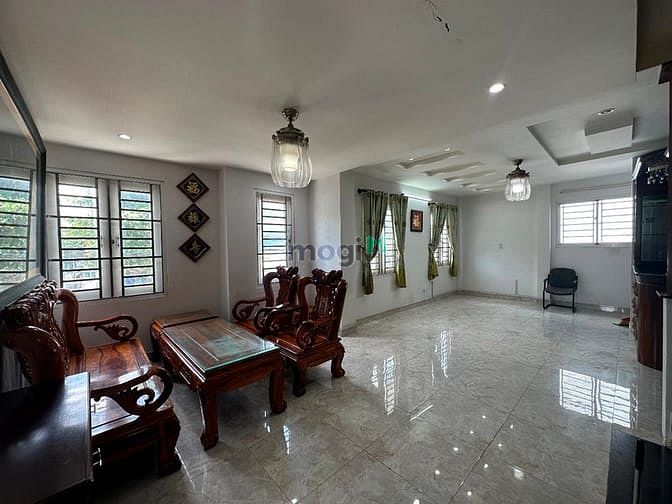 Hình ảnh Cho thuê ở tầng 1, 1PN, 2WC,có nhà bếp, 100m2