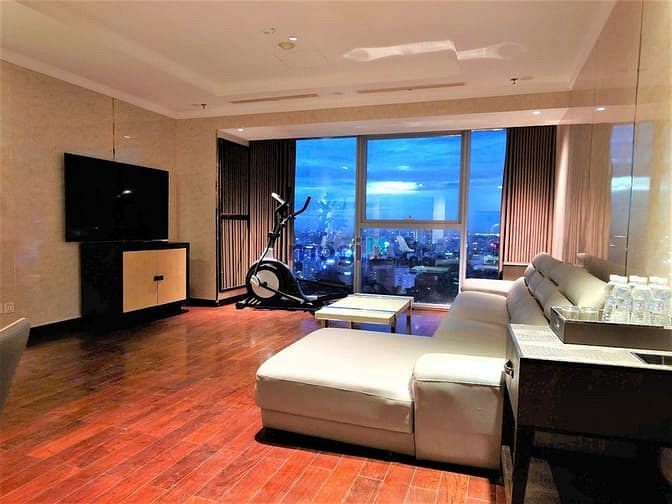 Hình ảnh Cho thuê Trang Chủ MB66.COM / Đăng Ký Tặng 66K Vincom Đồng Khởi, 160m2, 3PN view Nhà thờ Đức bà, Q.1