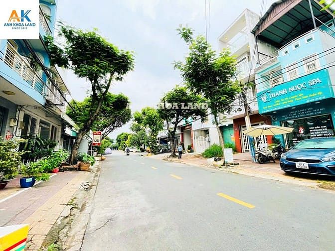 Hình ảnh Đất Đẹp 76m2 Mặt Tiền Cạnh Trường Chợ Trung Tâm Phước Bình Thủ Đức