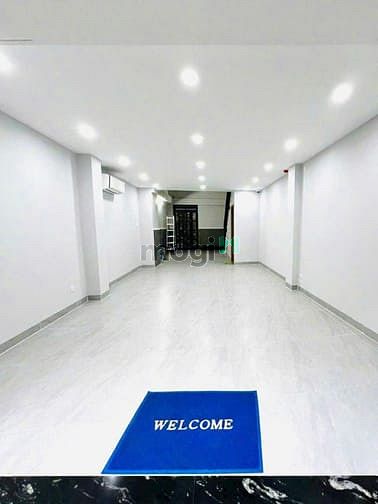 Hình ảnh Cho thuê nhà 371/2D Hai Bà Trưng, Phường 8, Quận 3.