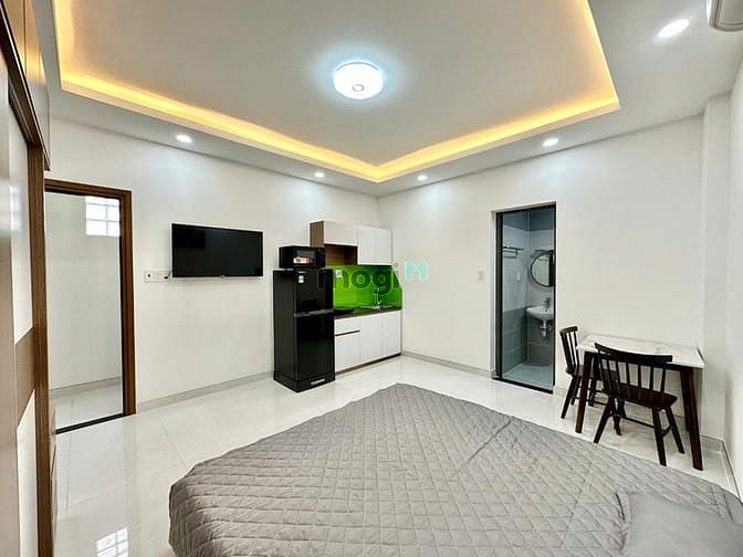 Hình ảnh Căn Hộ Studio Full NT Có Thang Máy Hầm Xe Ngay Phan Xích Long