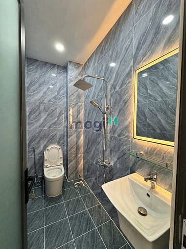Hình ảnh Cho thuê nhà hẻm xe hơi thông 2/14A Phổ Quang, Phường 2, Tân Bình