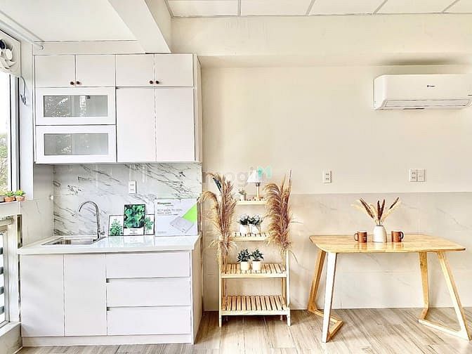Hình ảnh STUDIO ban công ( máy giặt riêng ) gần cầu Phú Mỹ , KCX Tân Thuận