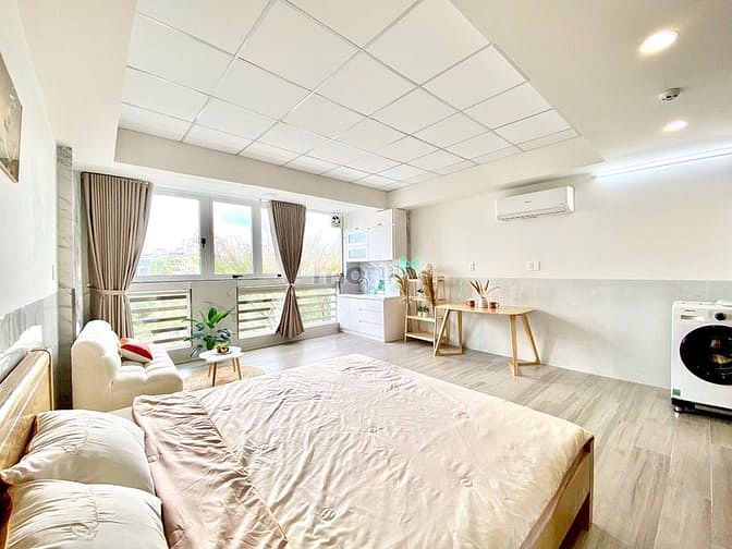 Hình ảnh STUDIO ban công ( máy giặt riêng ) gần cầu Phú Mỹ , KCX Tân Thuận