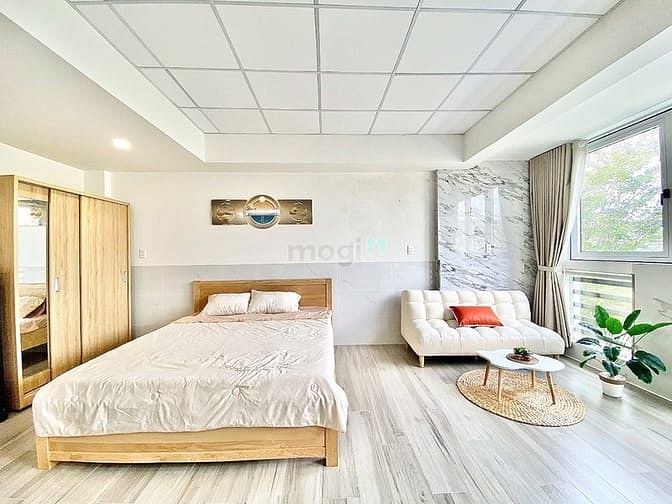 Hình ảnh STUDIO ban công ( máy giặt riêng ) gần cầu Phú Mỹ , KCX Tân Thuận