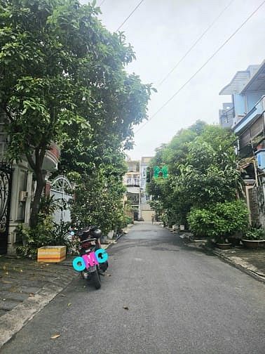 Hình ảnh bán biệt thự nhà phố đường số 9 .gv