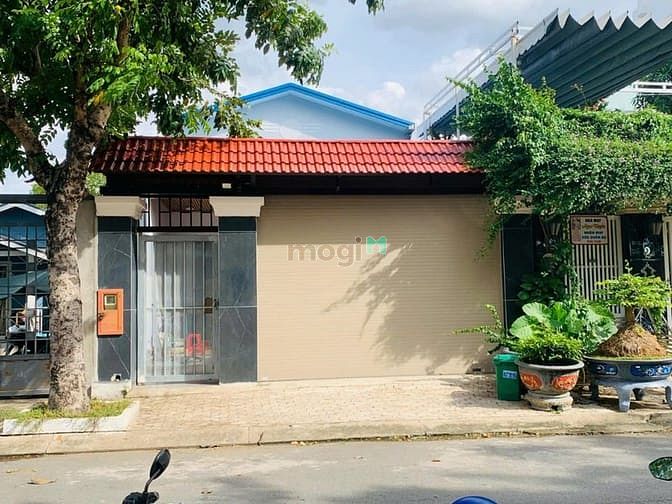 Hình ảnh Gấp bán, giảm 300tr biệt thư đẹp lung linh đón tết