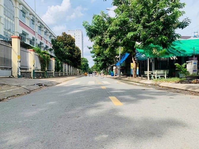 Hình ảnh Gấp bán, giảm 300tr biệt thư đẹp lung linh đón tết