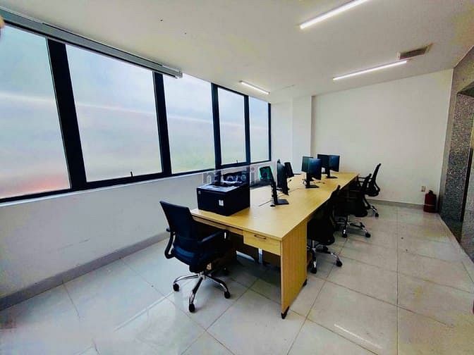 Hình ảnh Cho thuê Building Mini HXT Nguyễn Gia Trí ( đường D2 cũ )