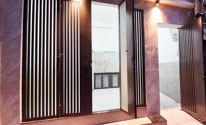 Hình ảnh PHÒNG MỚI XÂY 100% Hẻm 32, Võ Văn Hát - TP. Thủ Đức