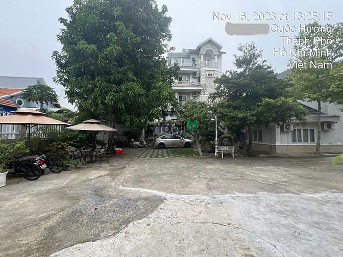 Hình ảnh Cho Thuê Biệt Thự Sân Vườn Tại Thảo Điền, Q2. Giá Thuê 3000$/tháng
