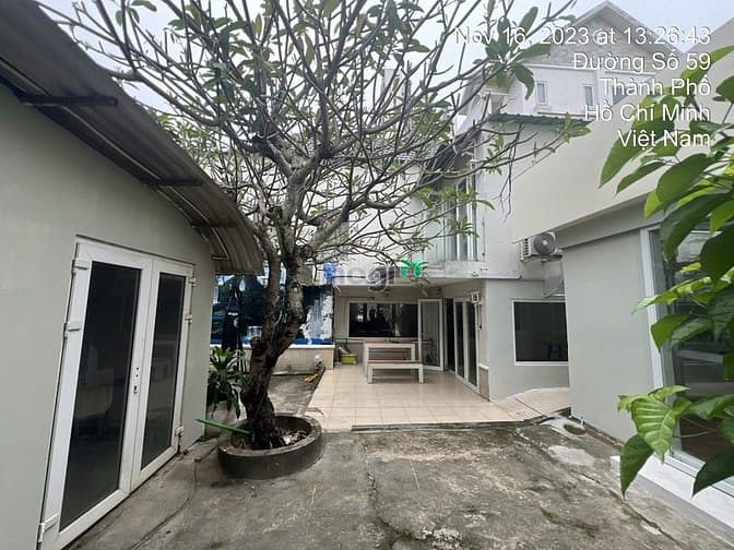 Hình ảnh Cho Thuê Biệt Thự Sân Vườn Tại Thảo Điền, Q2. Giá Thuê 3000$/tháng