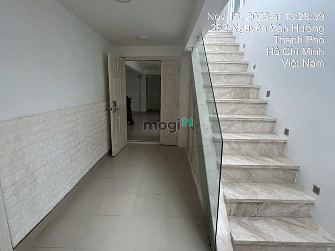 Hình ảnh Cho Thuê Biệt Thự Sân Vườn Tại Thảo Điền, Q2. Giá Thuê 3000$/tháng