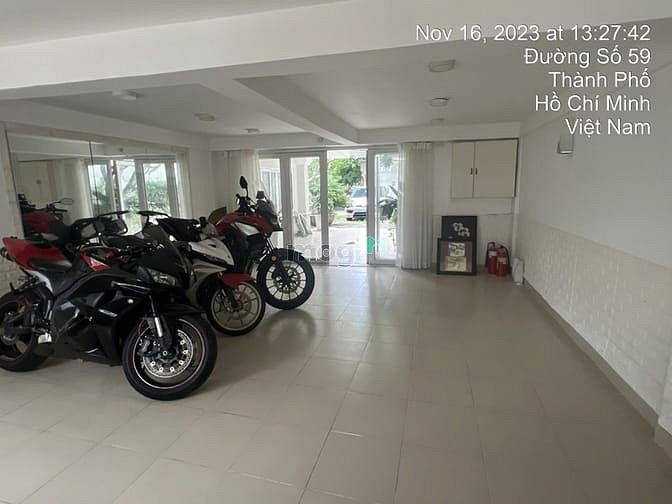 Hình ảnh Cho Thuê Biệt Thự Sân Vườn Tại Thảo Điền, Q2. Giá Thuê 3000$/tháng