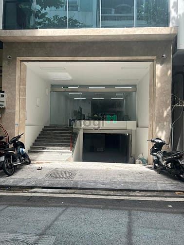 Hình ảnh Cho thuê toà nhà mới 9 tầng mặt phố Châu Long - Ba Đình