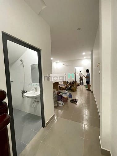 Hình ảnh CHDV KTX Bạch Đằng, Đối diện CV gia Định_7Phòng,8wc, 1MB.
